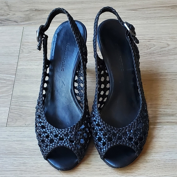 Banana Republic heels - Picture 2 of 7